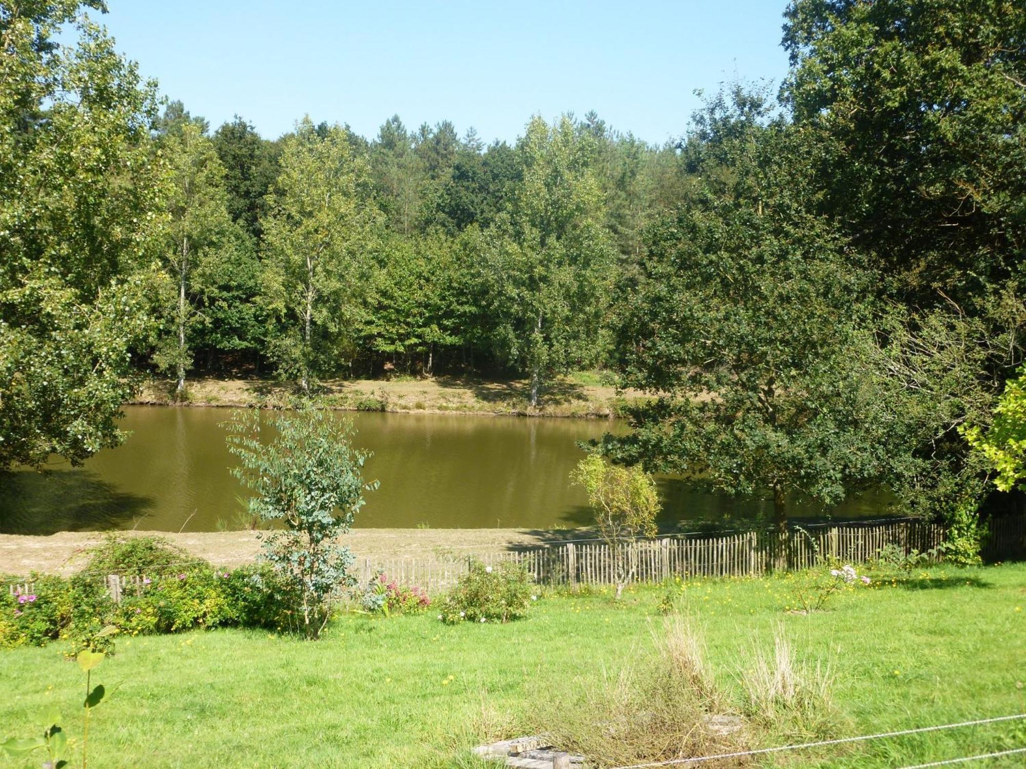 Chambres D'Hotes Logis De L'Etang De L'Aune Iffendic エクステリア 写真