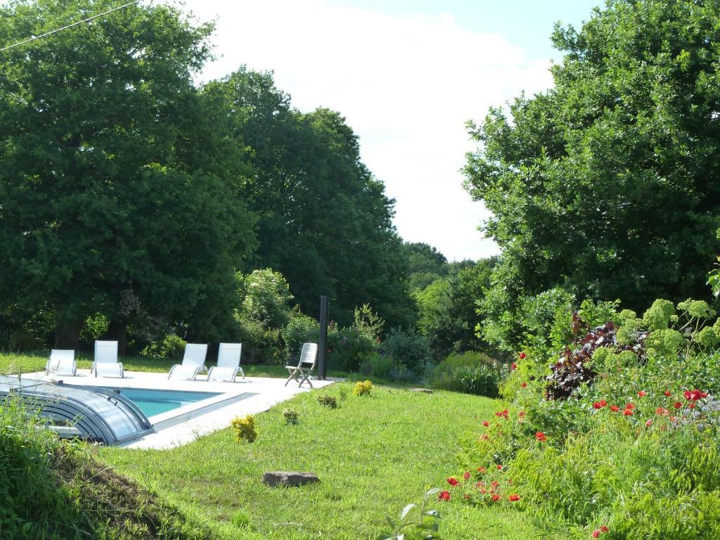 Chambres D'Hotes Logis De L'Etang De L'Aune Iffendic エクステリア 写真